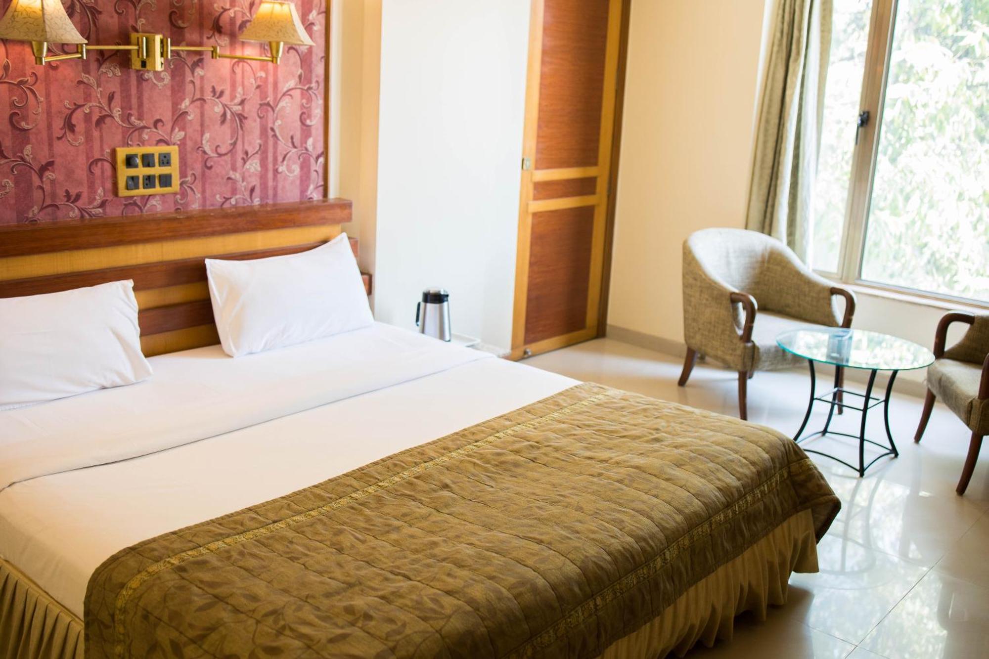 Hotel Deccan Royaale, Shivajinagar Pune Eksteriør billede