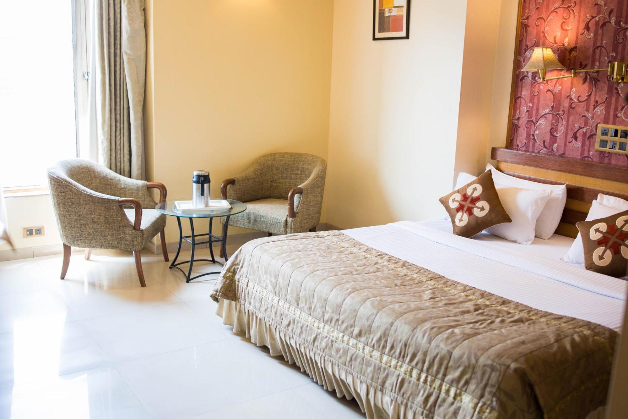 Hotel Deccan Royaale, Shivajinagar Pune Eksteriør billede