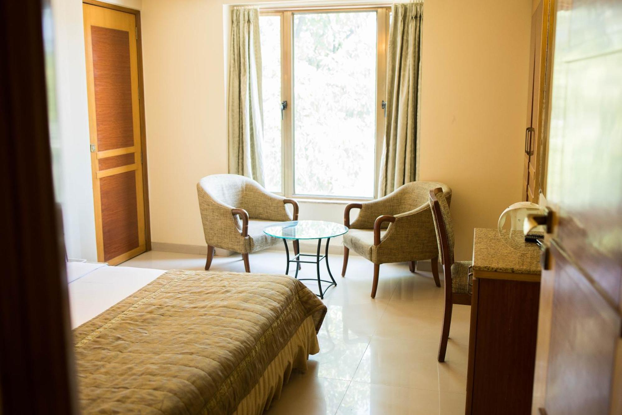 Hotel Deccan Royaale, Shivajinagar Pune Eksteriør billede